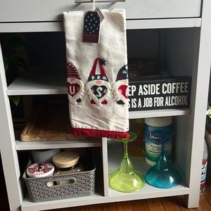 USA nome hand towels!! A perfect host gift for Labor Day picnic